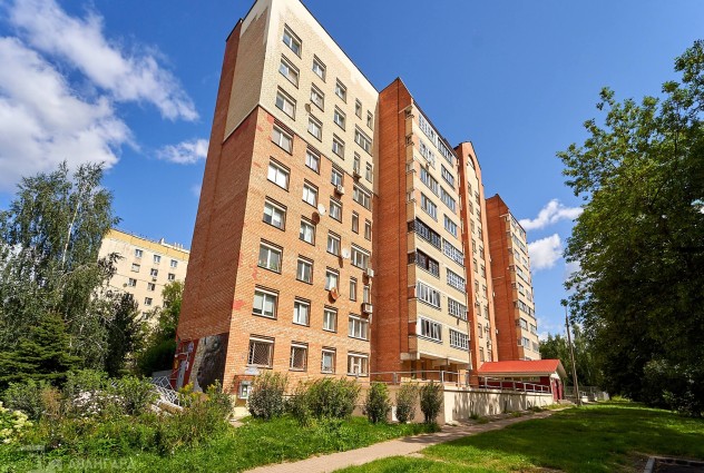 Фото Продается четырехкомнатная квартира в доме закрытого типа  — 61