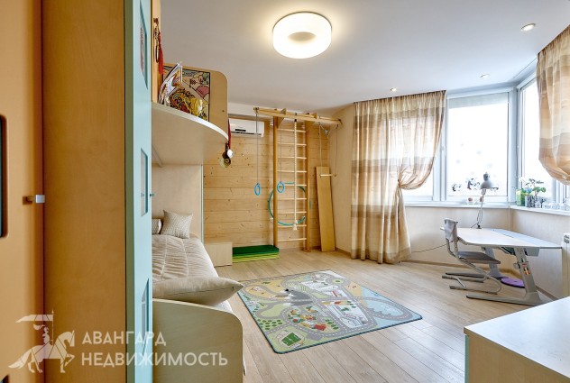 Фото 3-комнатная со стильным ремонтом недалеко от метро Грушевка. — 15