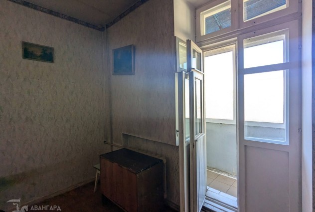 Фото Атмосферная «Сталинка» около вокзала и площади Ленина. — 33
