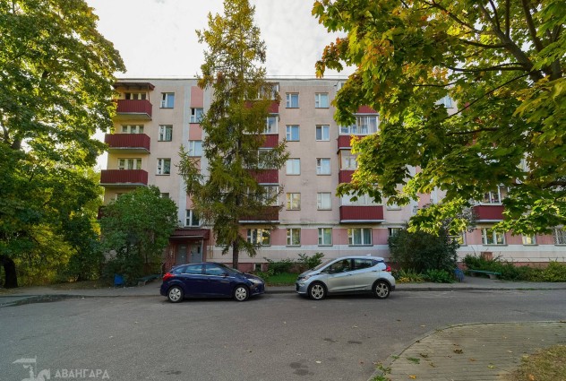 Фото Продается двухкомнатная квартира рядом с метро! — 33