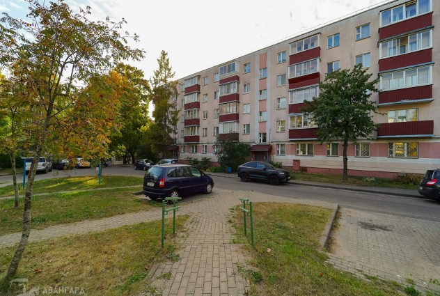 Фото Продается двухкомнатная квартира рядом с метро! — 37