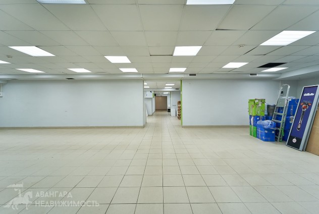 Фото Торговое помещение на Кальварийской 44. Цена 5000 р. с коммунальными! — 27