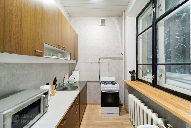 Фото Продается просторная «сталинка» в самом центре города! — 21