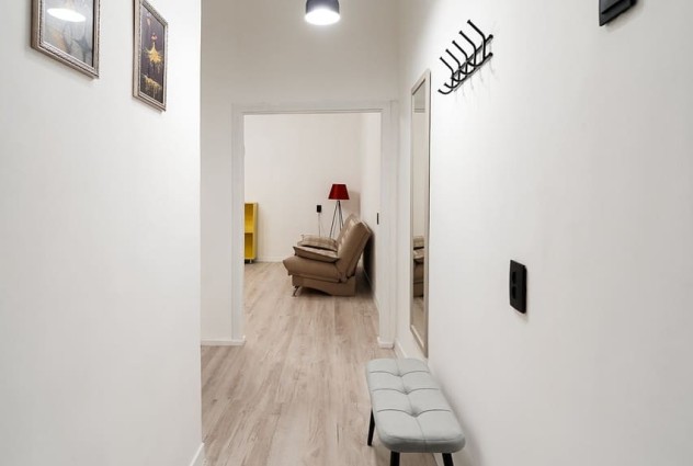 Фото Продается просторная «сталинка» в самом центре города! — 17