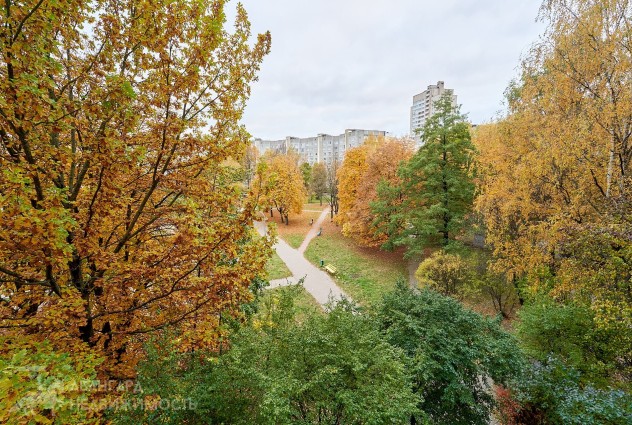 Фото 2-комнатная у метро. Цена №1 в районе. Ул Газеты "Звязда" 23 — 27