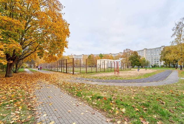Фото 2-комнатная у метро. Цена №1 в районе. Ул Газеты "Звязда" 23 — 33