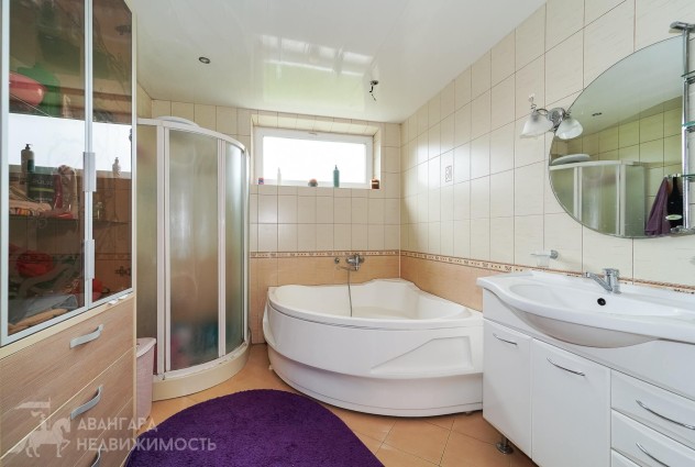 Фото Продается дом в три уровня размером 13.2х9.5м — 17