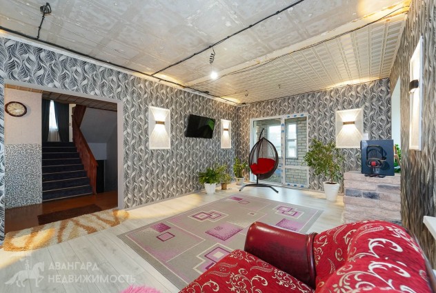 Фото Продается дом в три уровня размером 13.2х9.5м — 49