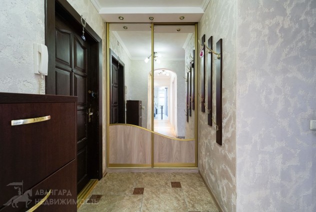 Фото Просторная двухкомнатная квартира на ул. Слободской 91 — 15