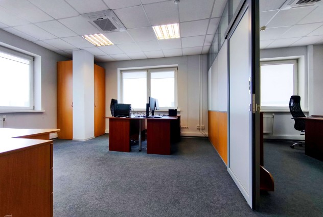 Фото Продажа офисного помещения 61,6 кв. м (3-я улица Щорса, 9) — 1