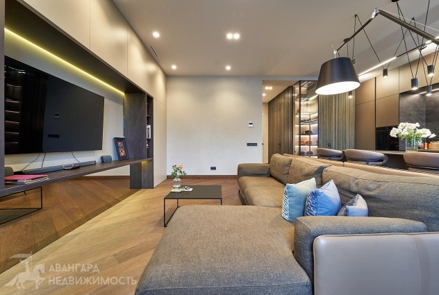 Фото 2-комнатная квартира в самом центре столицы ул. Энгельса, 12 — 3