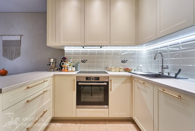 Фото 3-комнатная квартира с современным ремонтом ул. Богдановича,130 — 19