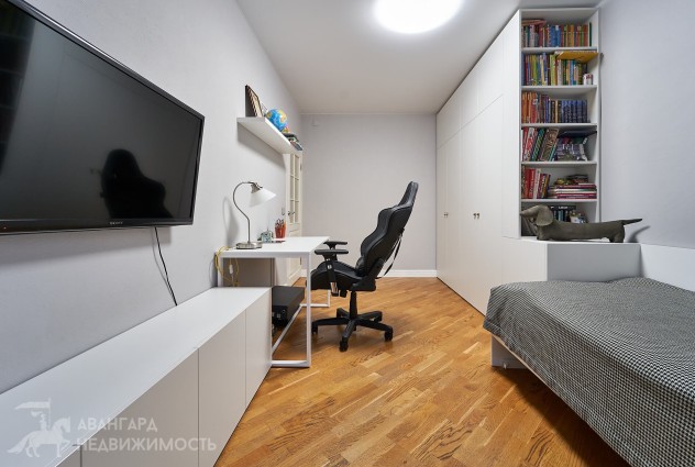 Фото 3-комнатная квартира с современным ремонтом ул. Богдановича,130 — 27