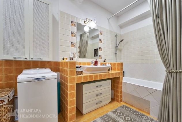 Фото 3-комнатная квартира с современным ремонтом ул. Богдановича,130 — 35