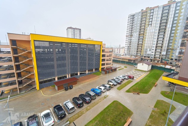 Фото Новостройка в центре города, возле метро. — 35