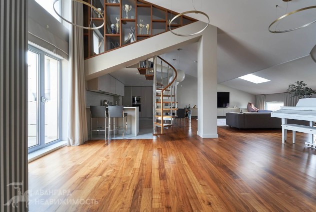 Фото  Просторный пентхаус в клубном доме по ул. Жасминовая — 1