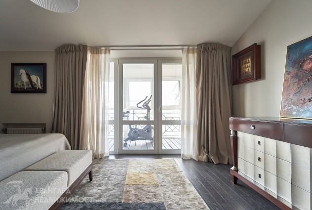 Фото  Просторный пентхаус в клубном доме по ул. Жасминовая — 45