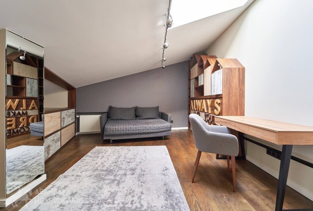 Фото  Просторный пентхаус в клубном доме по ул. Жасминовая — 67