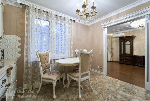 Фото Шикарная 2-х комнатная квартира в классическом стиле — 7