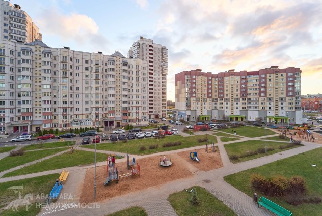 Фото Шикарная 2-х комнатная квартира в классическом стиле — 49