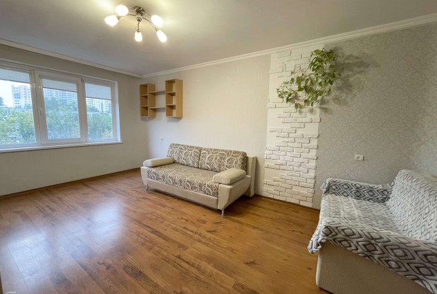 Фото 1-комн. квартира рядом со ст. метро Спортивная — 1