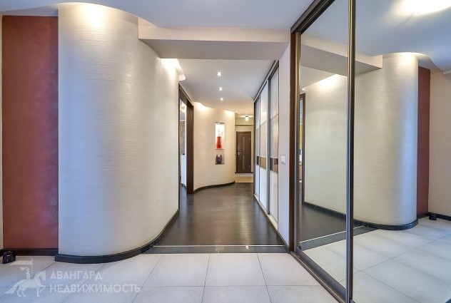 Фото Большая 3-х комнатная квартира в современном кирпичном доме. — 9