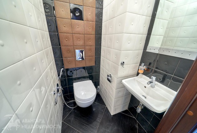 Фото Большая 3-х комнатная квартира в современном кирпичном доме. — 37