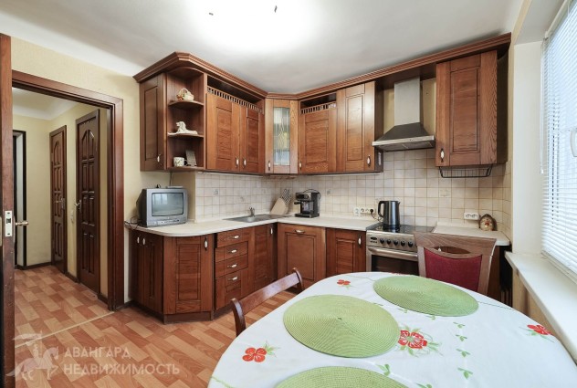 Фото Просторная двухкомнатная  квартира на ул.Тимошенко 20/1 — 3