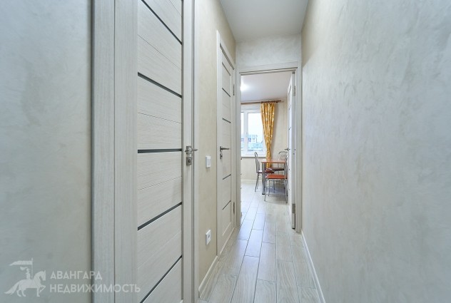 Фото Светлая уютная квартира с абсолютно новым ремонтом возле воды и парка — 7
