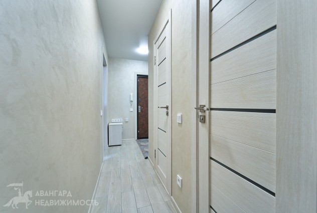 Фото Светлая уютная квартира с абсолютно новым ремонтом возле воды и парка — 9