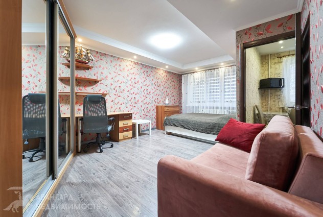 Фото Аренда. 1-комнатная квартира возле метро: ул. Волоха 25 — 3