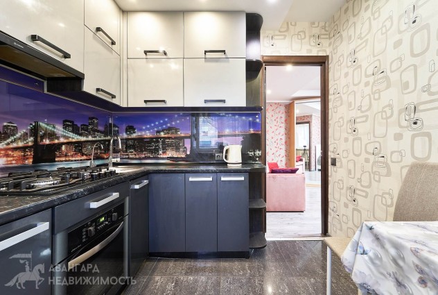 Фото Аренда. 1-комнатная квартира возле метро: ул. Волоха 25 — 15