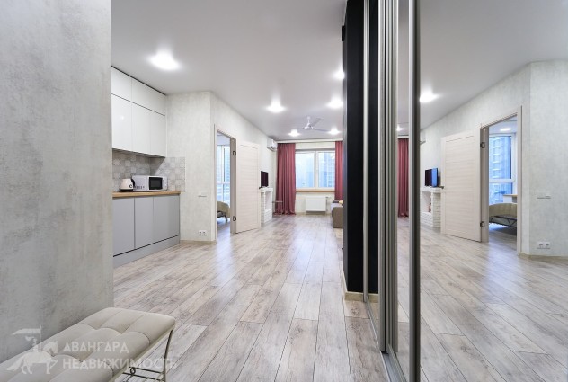 Фото Продаётся 2-комнатной квартиры с ремонтом по ул. Николы Теслы, 1 — 7