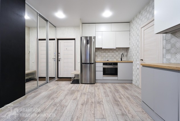 Фото Продаётся 2-комнатной квартиры с ремонтом по ул. Николы Теслы, 1 — 11