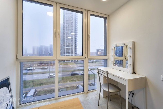 Фото Продаётся 2-комнатной квартиры с ремонтом по ул. Николы Теслы, 1 — 33