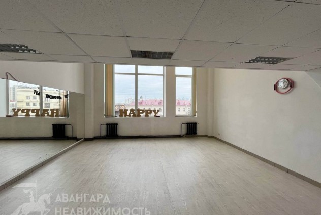 Фото Отличный офис в центре столицы. — 9