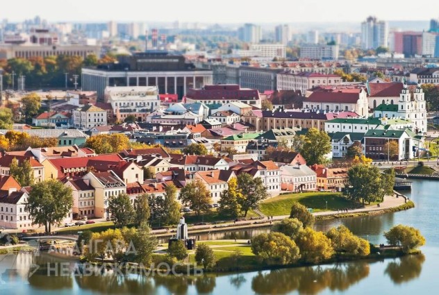 Фото Интернет магазин женской дизайнерской одежды. — 1