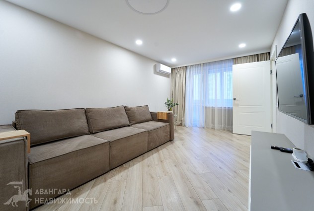 Фото 3-комнатная квартира с отличным ремонтом ул. Люцинская, 11 — 11