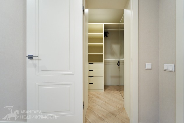 Фото 3-комнатная квартира с отличным ремонтом ул. Люцинская, 11 — 25