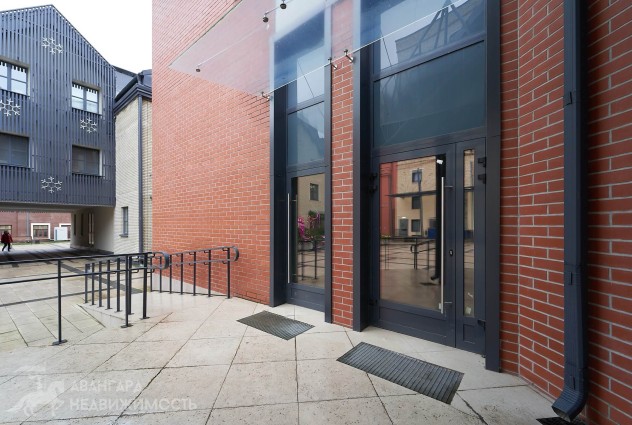 Фото Продажа многофункционального здания 1639,4 кв. м в центре г. Минска — 49