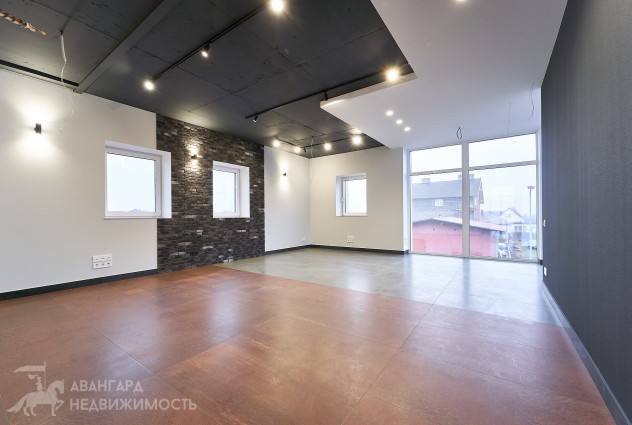 Фото Аренда коттеджа в современном стиле с собственной парковкой — 11