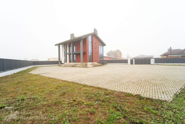 Фото Аренда коттеджа в современном стиле с собственной парковкой — 41