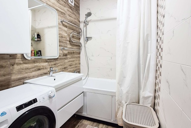 Фото Отличная трехкомнатная квартира в молодом и развивающемся микрорайоне Лошица! — 23