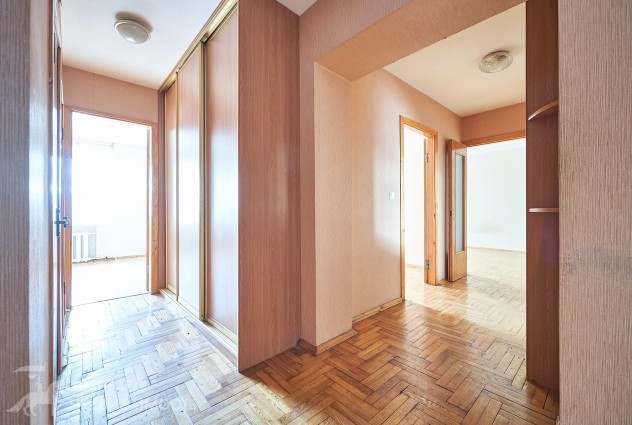 Фото Продается 2-комнатная квартира в Октябрьском районе, ул. Воронянского 3, к.1 — 27