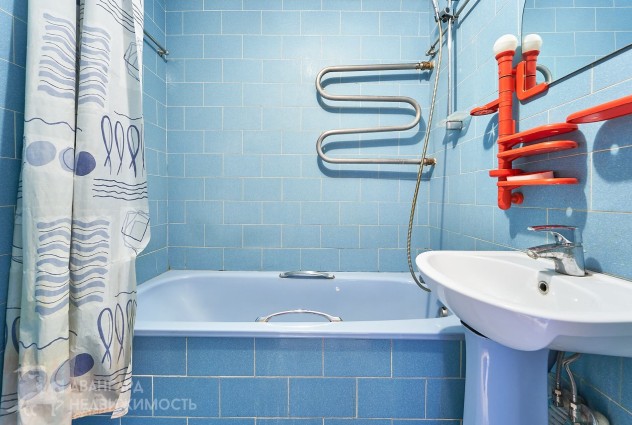 Фото Продается 2-комнатная квартира в Октябрьском районе, ул. Воронянского 3, к.1 — 35