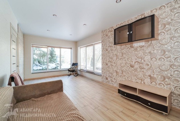 Фото Продается пятикомнатная квартира в частном доме в д.Подгай. — 15