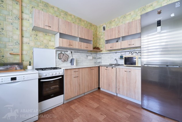 Фото 3-х комнатная квартира рядом с метро. — 1