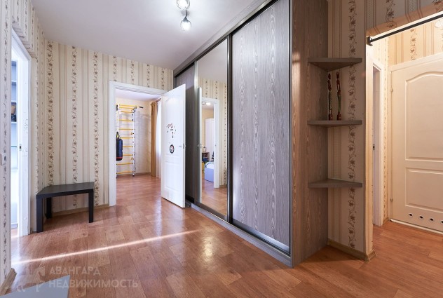 Фото 3-х комнатная квартира рядом с метро. — 11