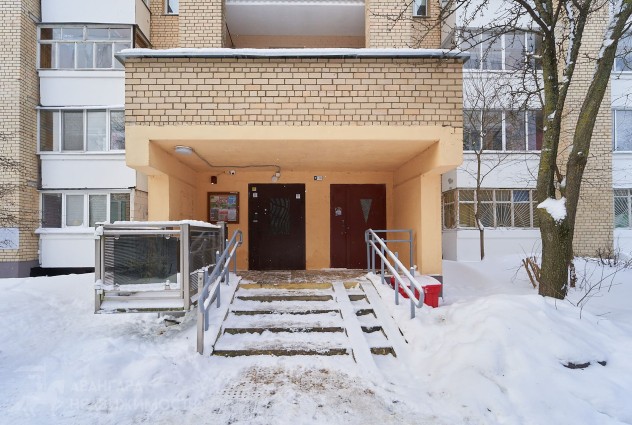 Фото 1-комн. квартира рядом со ст. метро Каменная Горка.  — 27