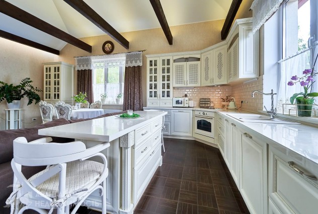 Фото Дом в окружении березовой рощи — 11